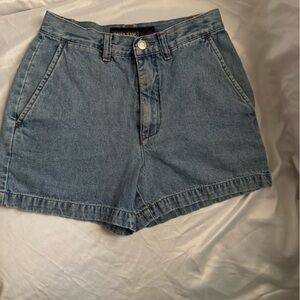 Vintage 90’s High-Rise Light Blue Denim Women’s Shorts
